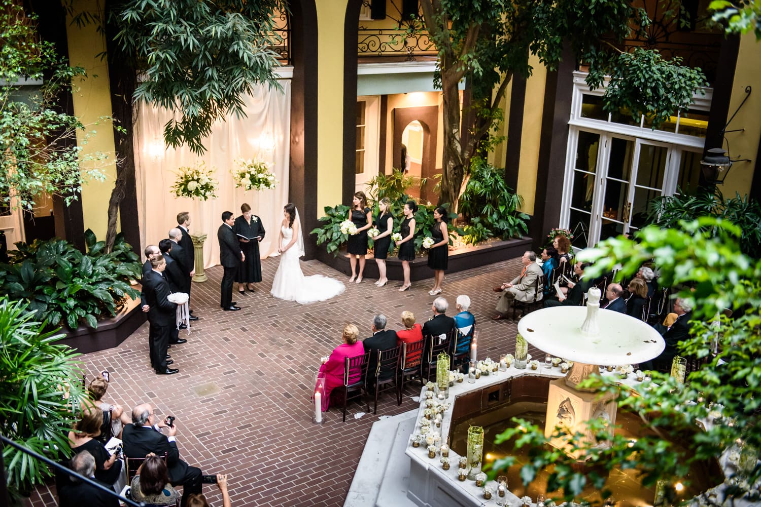 Hotel Mazarin wedding ceremony in courtyard