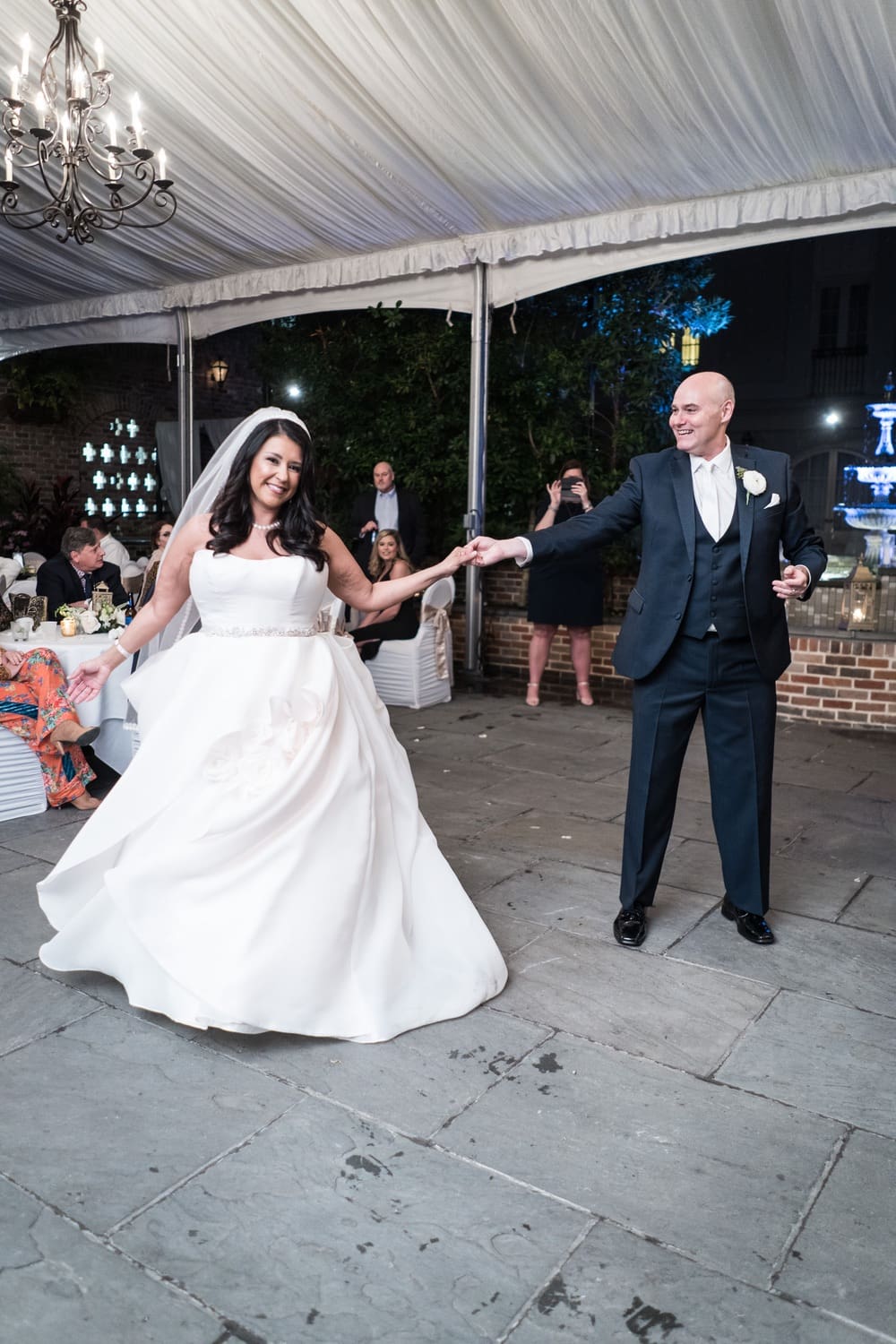 Maison Dupuy Hotel wedding first dance