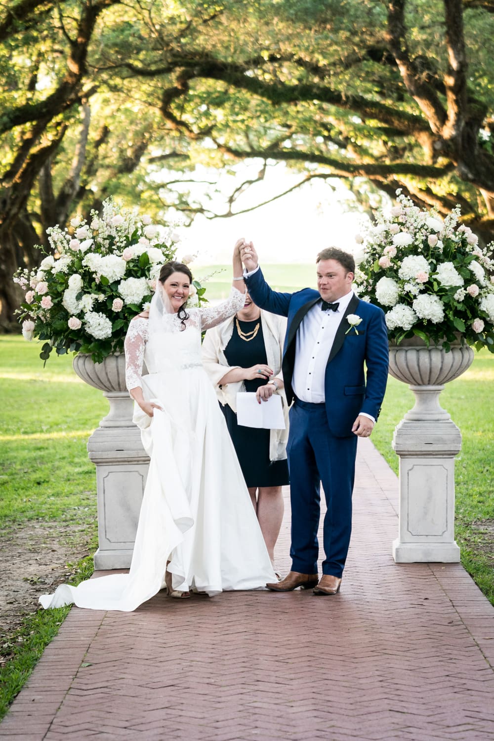 Oak Alley wedding ceremony