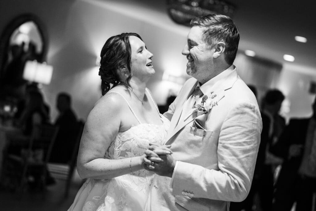 Bride and groom dance at Southern Oaks