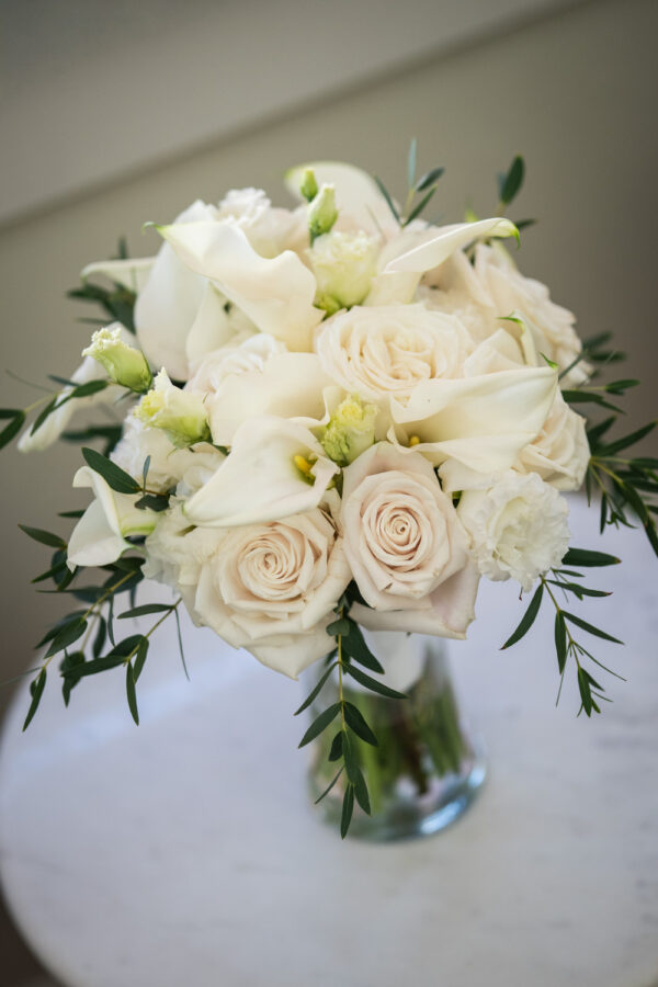 Bride's bouquet in vase